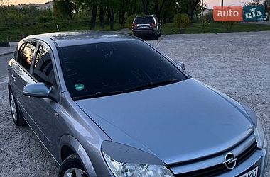 Хетчбек Opel Astra 2004 в Кам'янець-Подільському