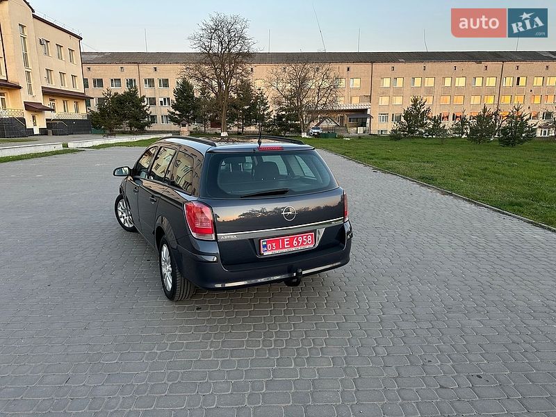 Универсал Opel Astra 2007 в Теплике