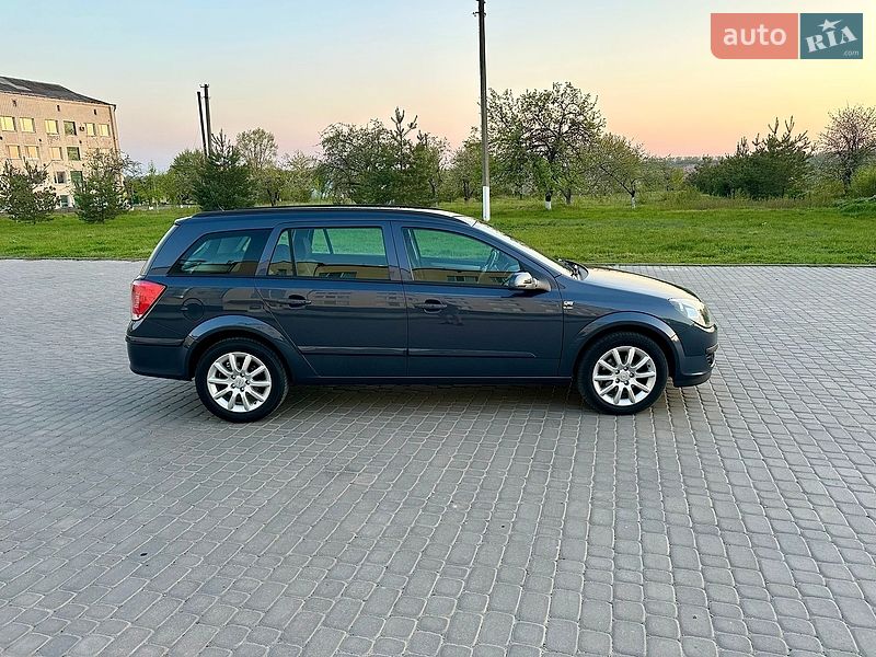 Универсал Opel Astra 2007 в Теплике