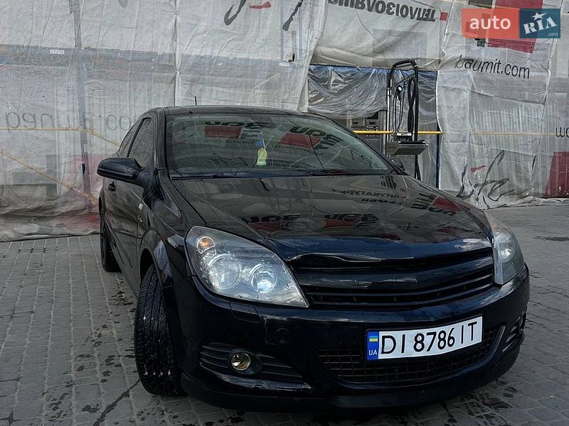 Купе Opel Astra 2008 в Львове