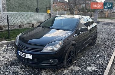 Купе Opel Astra 2008 в Львове
