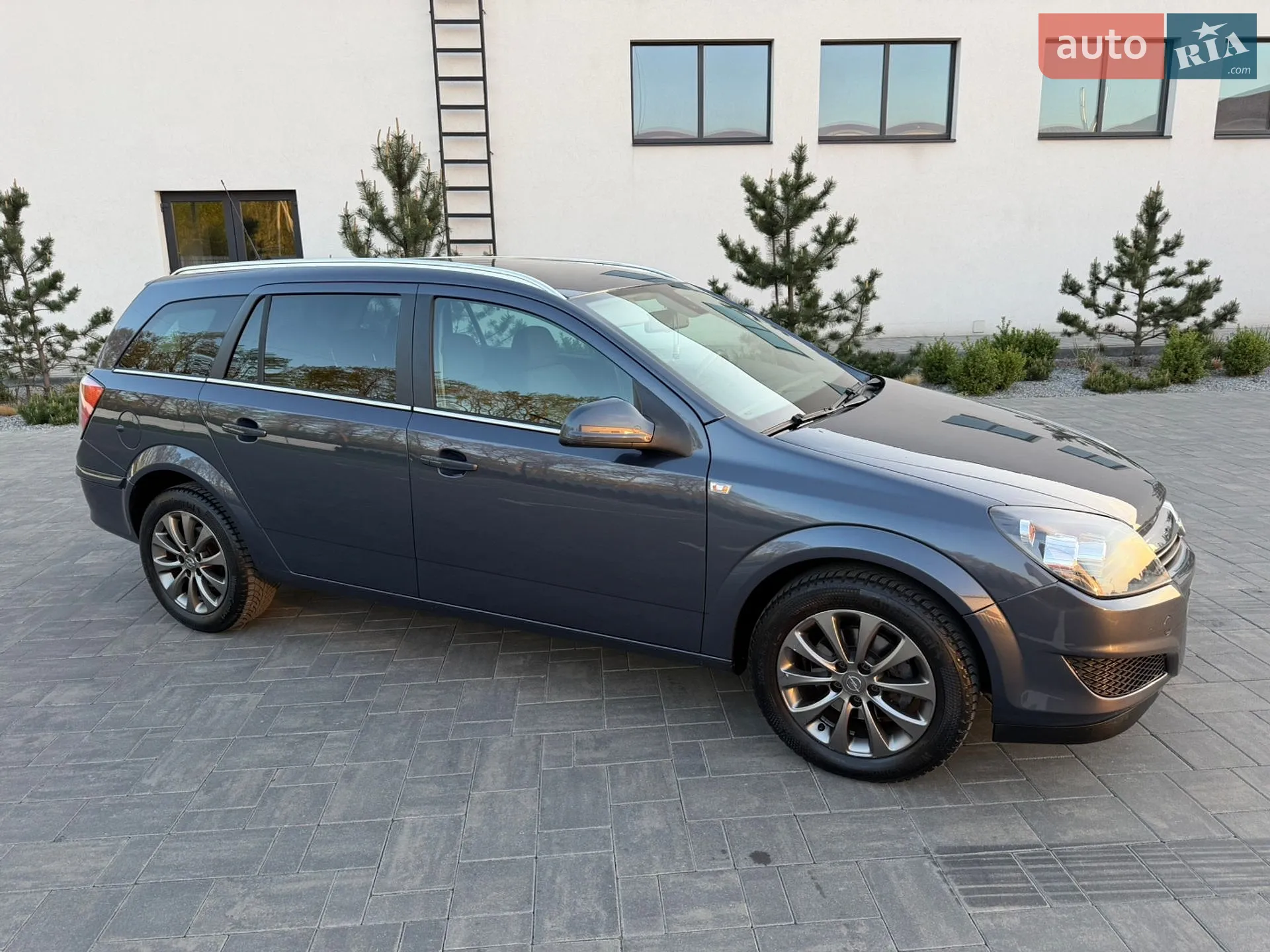 2010 Opel Astra - мініатюра 35