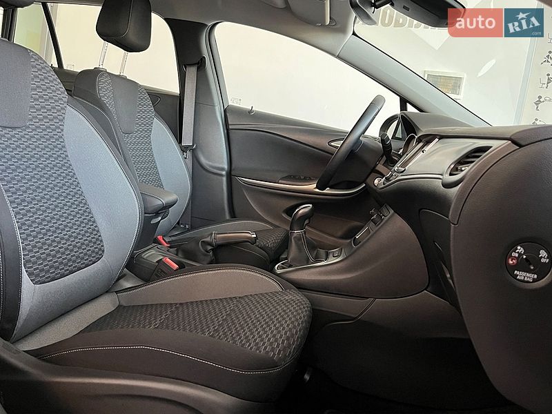 Универсал Opel Astra 2020 в Львове