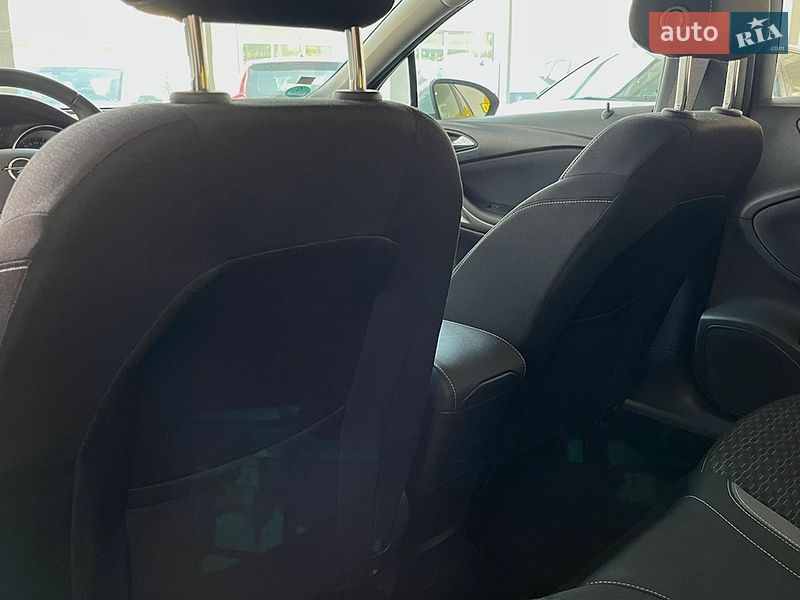 Универсал Opel Astra 2020 в Львове