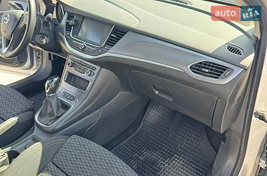 Универсал Opel Astra 2018 в Жовкве