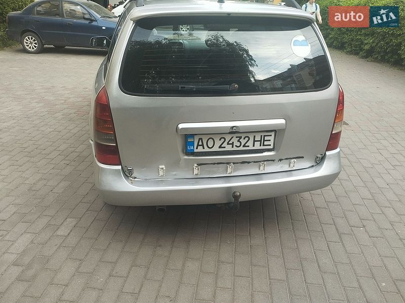 Универсал Opel Astra 1999 в Ужгороде