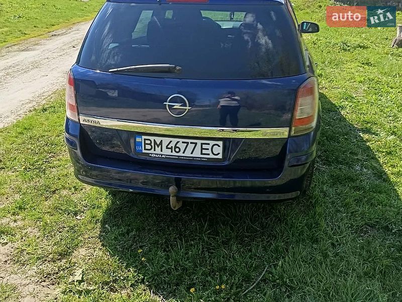 Универсал Opel Astra 2008 в Глухове