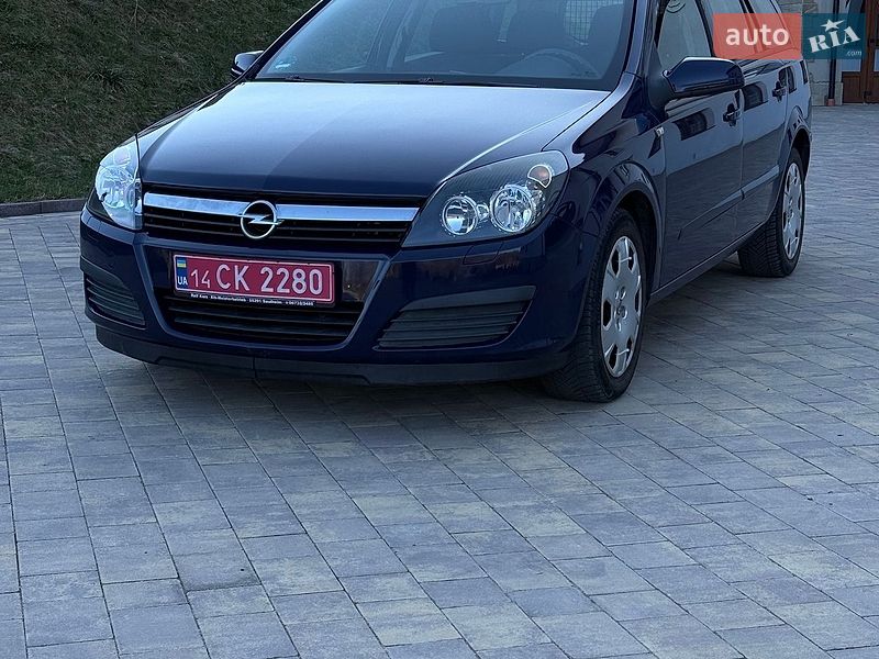 Универсал Opel Astra 2006 в Долине