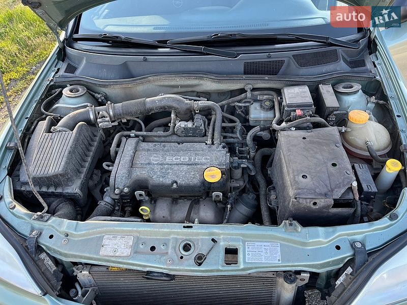 Седан Opel Astra 2007 в Новом Буге