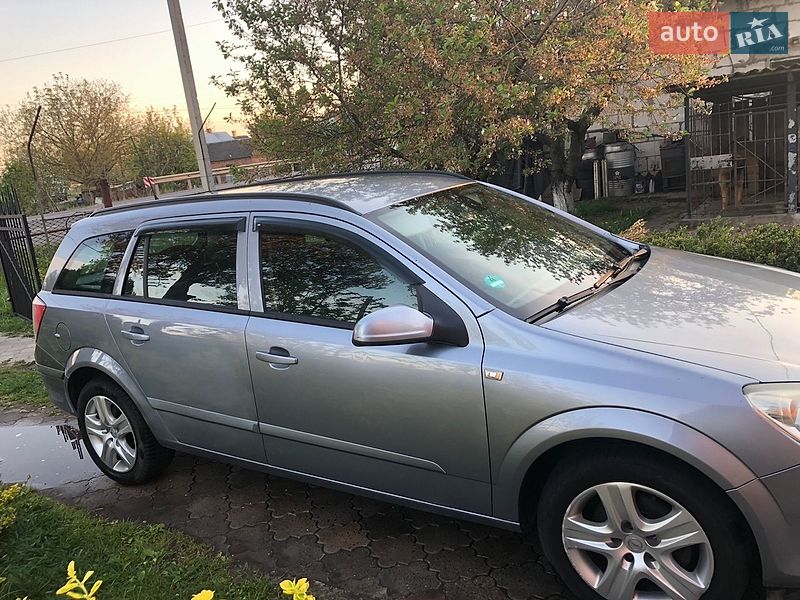 Универсал Opel Astra 2007 в Луцке