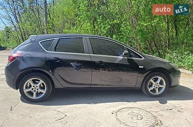 Хетчбек Opel Astra 2010 в Житомирі