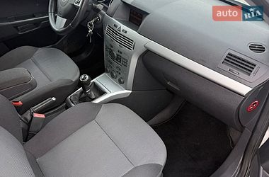Универсал Opel Astra 2008 в Луцке
