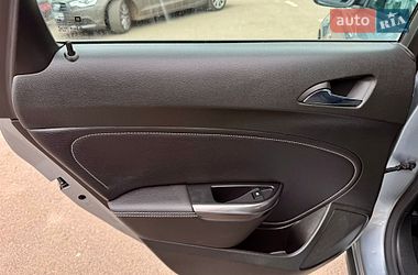 Универсал Opel Astra 2010 в Ровно