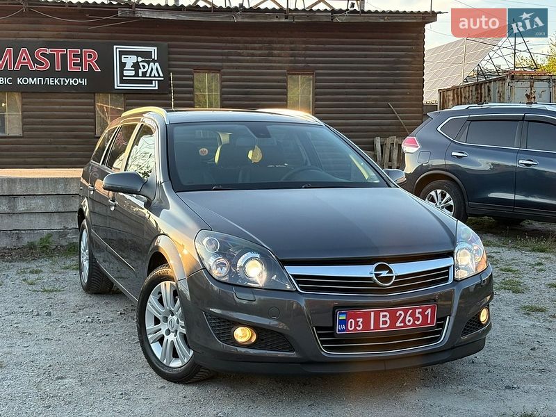 Opel Astra 2009