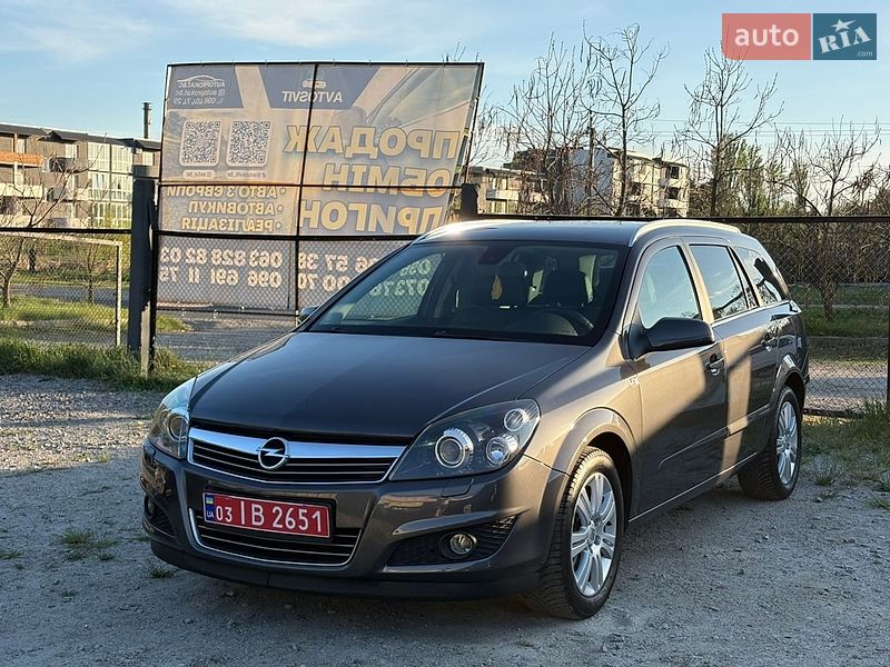 Универсал Opel Astra 2009 в Белой Церкви