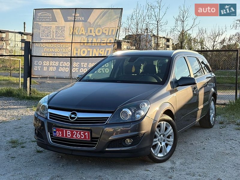 Универсал Opel Astra 2009 в Белой Церкви