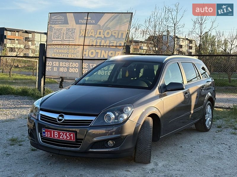 Универсал Opel Astra 2009 в Белой Церкви