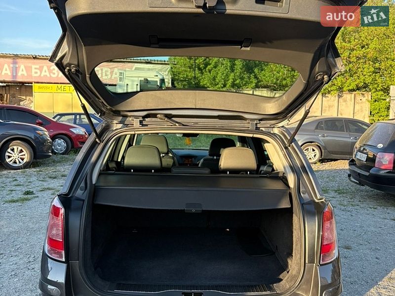 Универсал Opel Astra 2009 в Белой Церкви