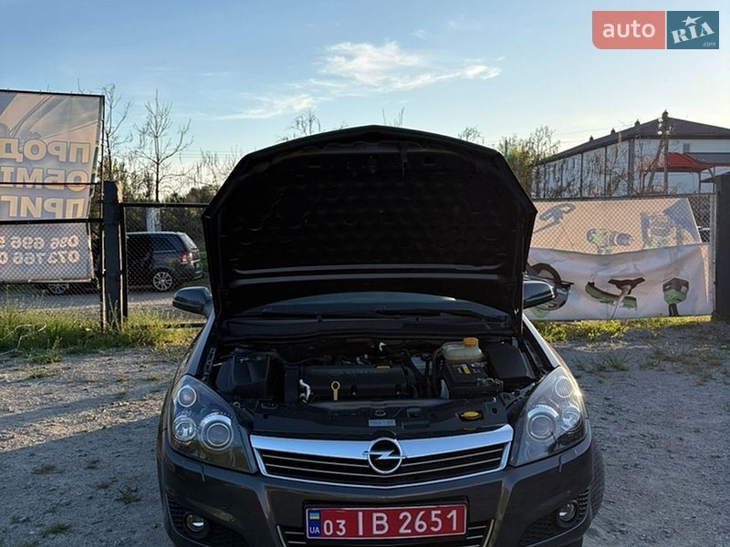 Универсал Opel Astra 2009 в Белой Церкви