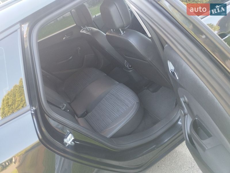 Универсал Opel Astra 2014 в Киеве