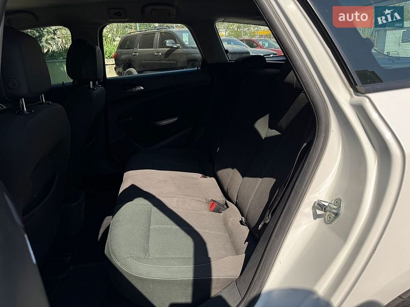 Универсал Opel Astra 2012 в Одессе