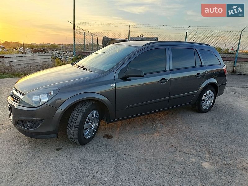 Универсал Opel Astra 2009 в Виннице