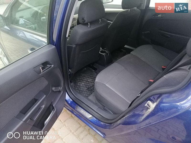 Универсал Opel Astra 2008 в Одессе