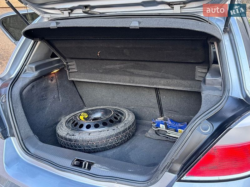 Хетчбек Opel Astra 2004 в Харкові