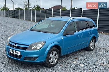 Универсал Opel Astra 2005 в Ровно