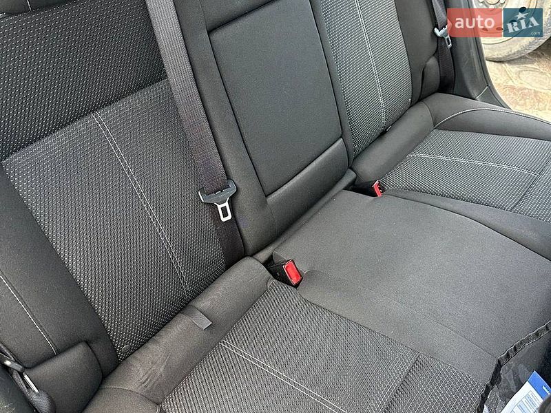 Универсал Opel Astra 2013 в Самборе