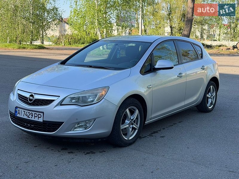Opel Astra 2010