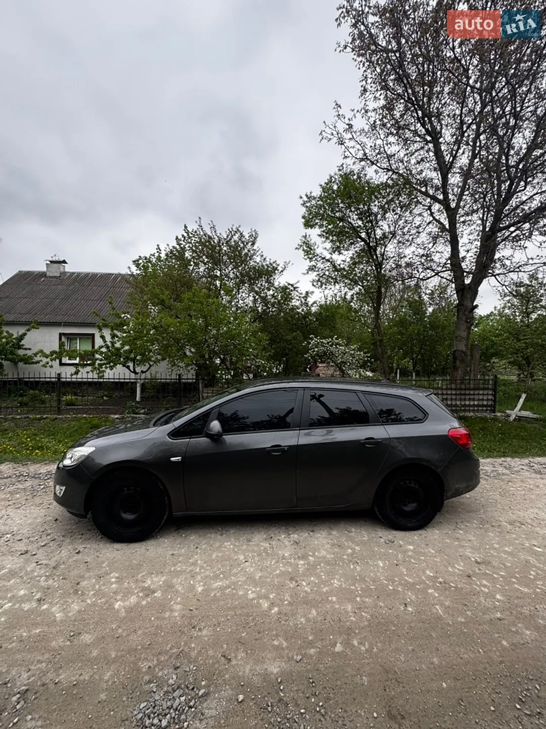 2011 Opel Astra - мініатюра 13