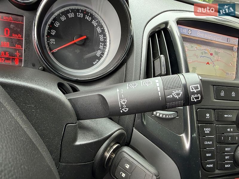 Универсал Opel Astra 2014 в Стрые