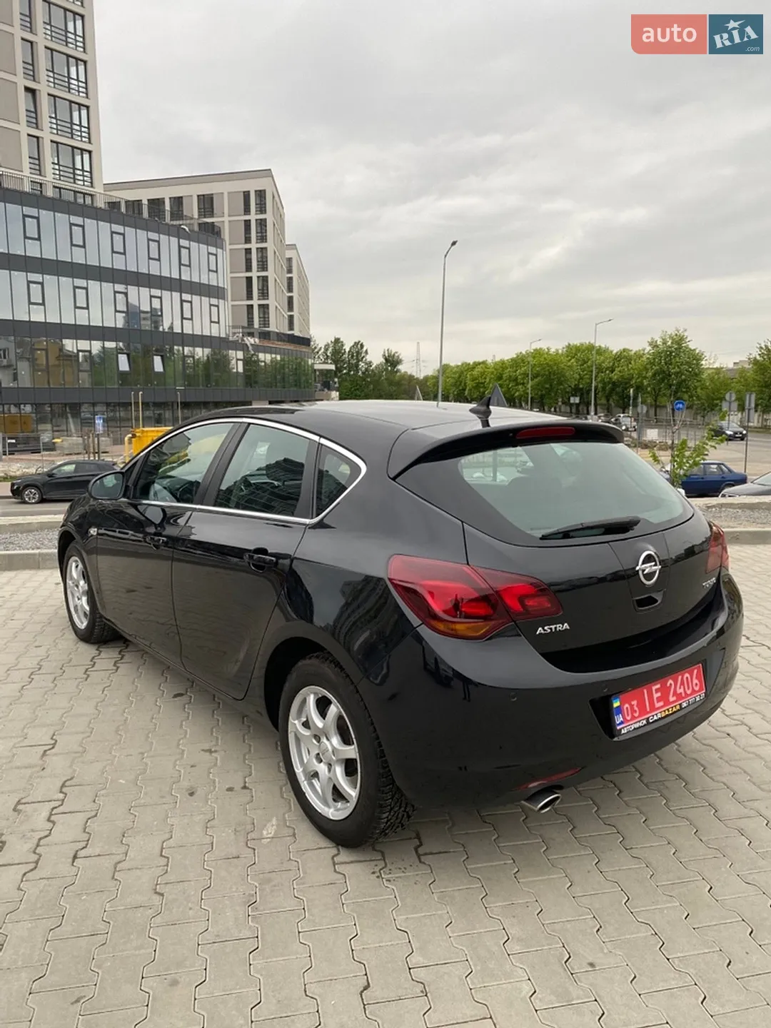 2011 Opel Astra - мініатюра 10