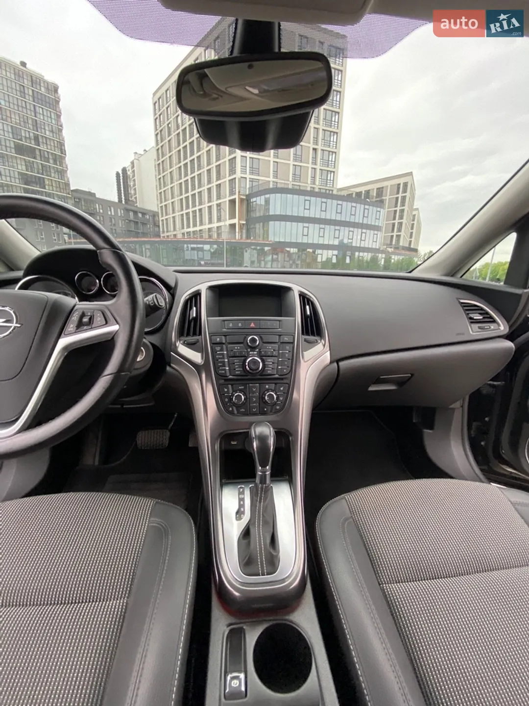 2011 Opel Astra - мініатюра 21