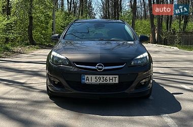 Универсал Opel Astra 2014 в Киеве