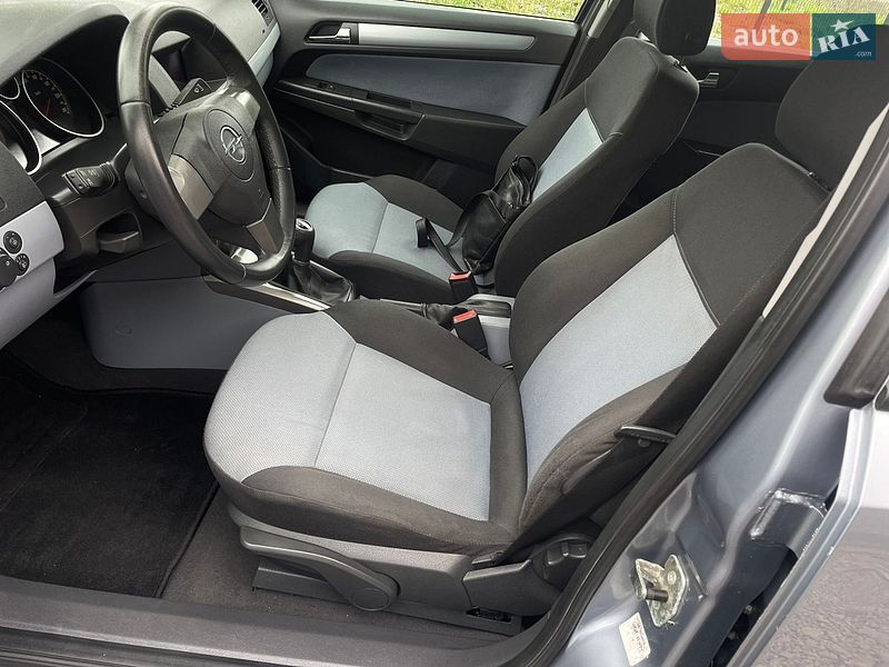 Универсал Opel Astra 2006 в Виннице