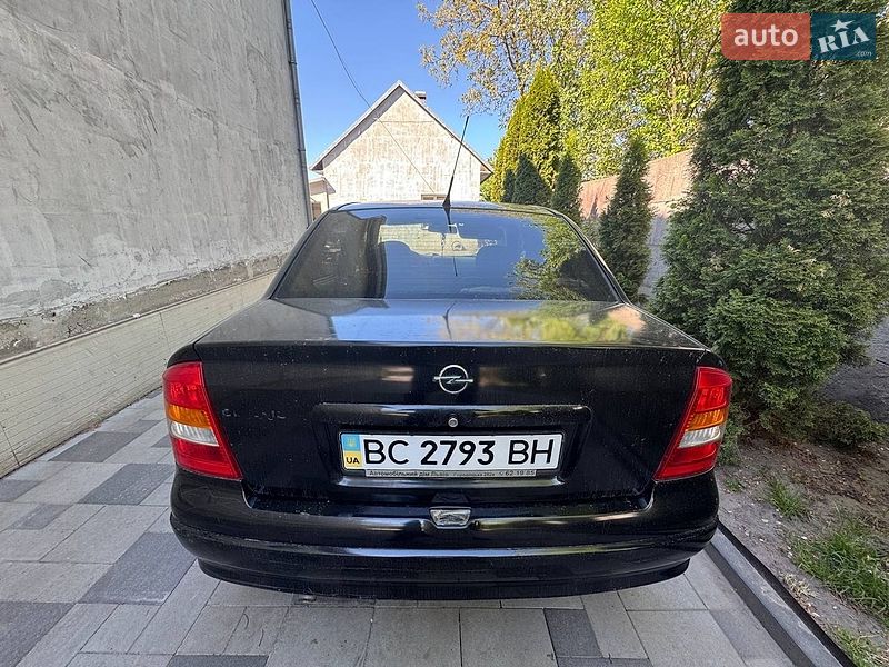 Седан Opel Astra 2007 в Львові