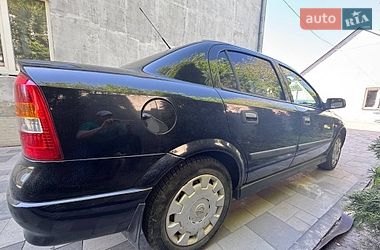 Седан Opel Astra 2007 в Львові