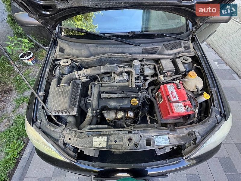 Седан Opel Astra 2007 в Львові
