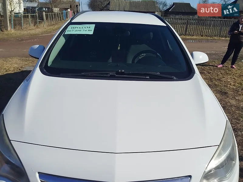 Opel Astra 2011