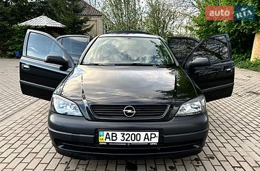 Седан Opel Astra 2007 в Хмільнику