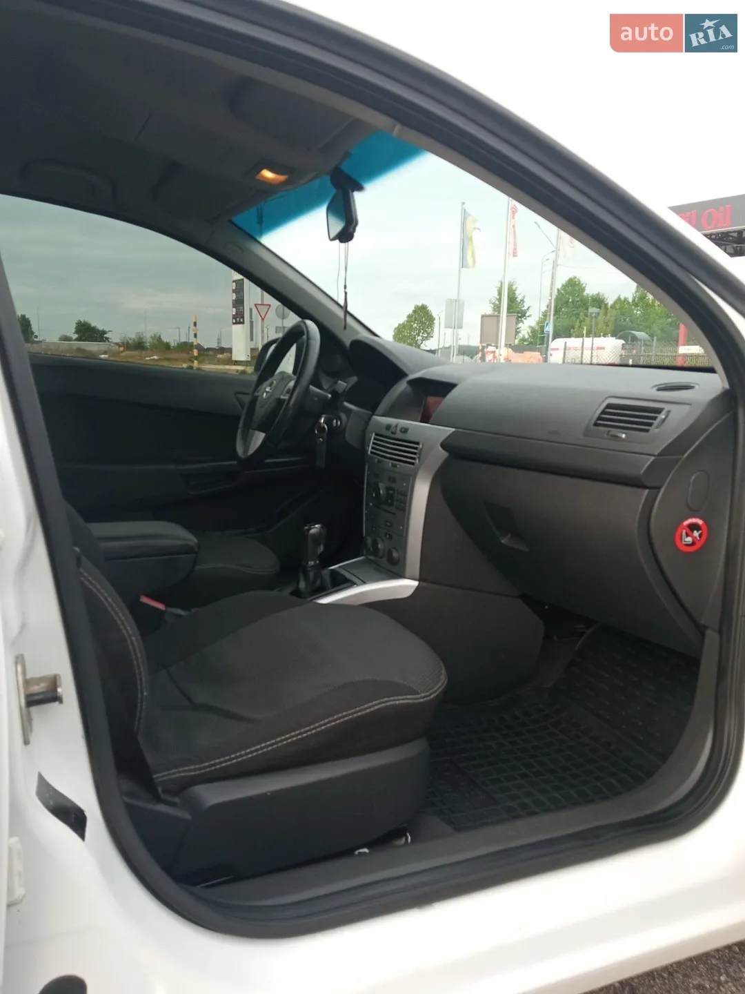 2010 Opel Astra - мініатюра 27