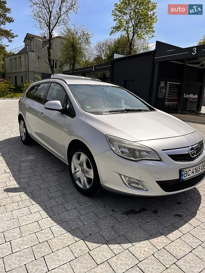 2011 Opel Astra - мініатюра 28