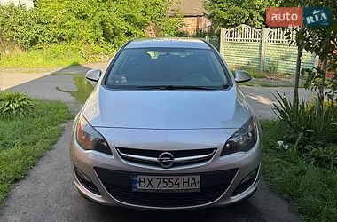 Универсал Opel Astra 2014 в Хмельницком