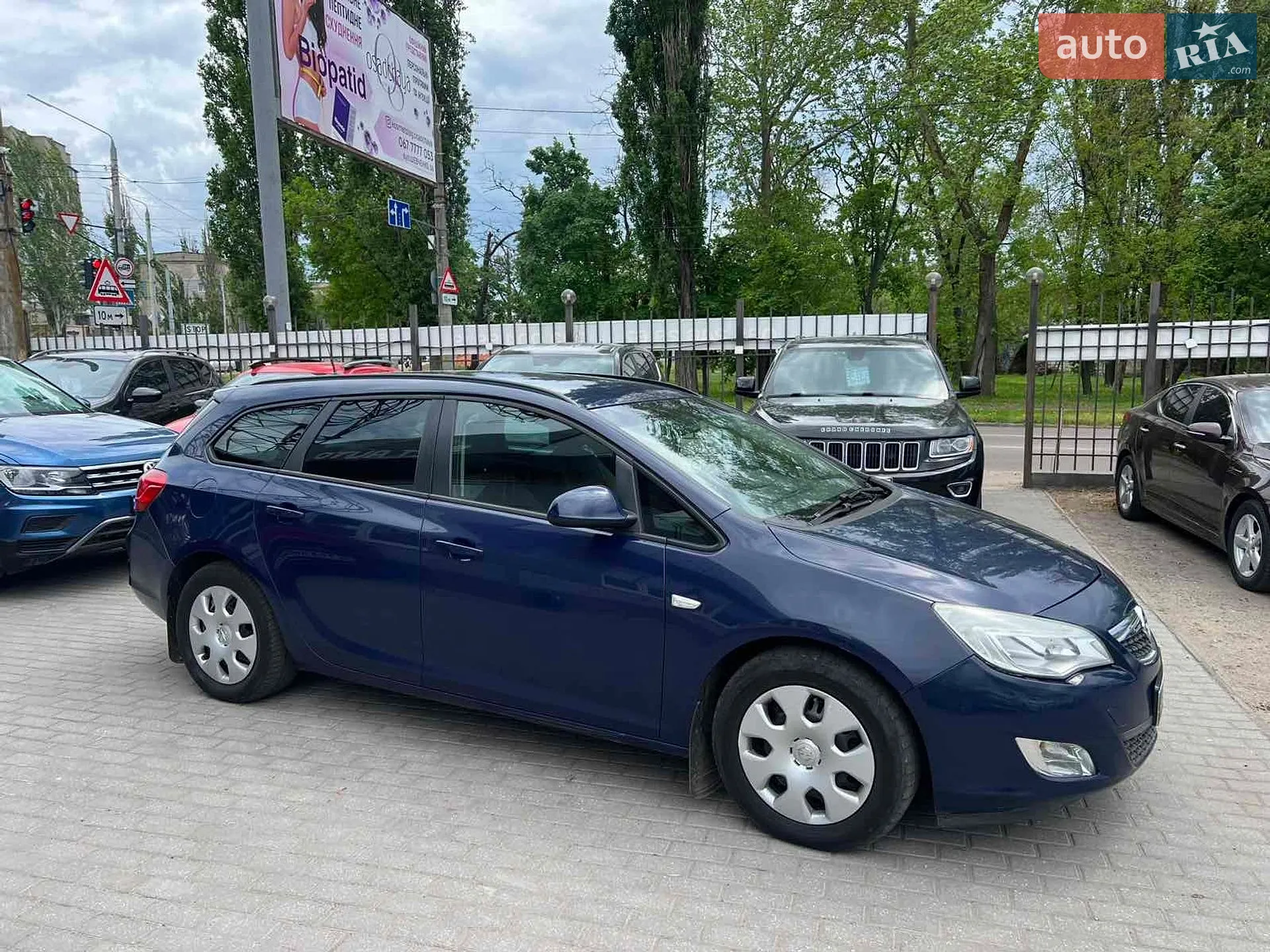 2011 Opel Astra - мініатюра 10