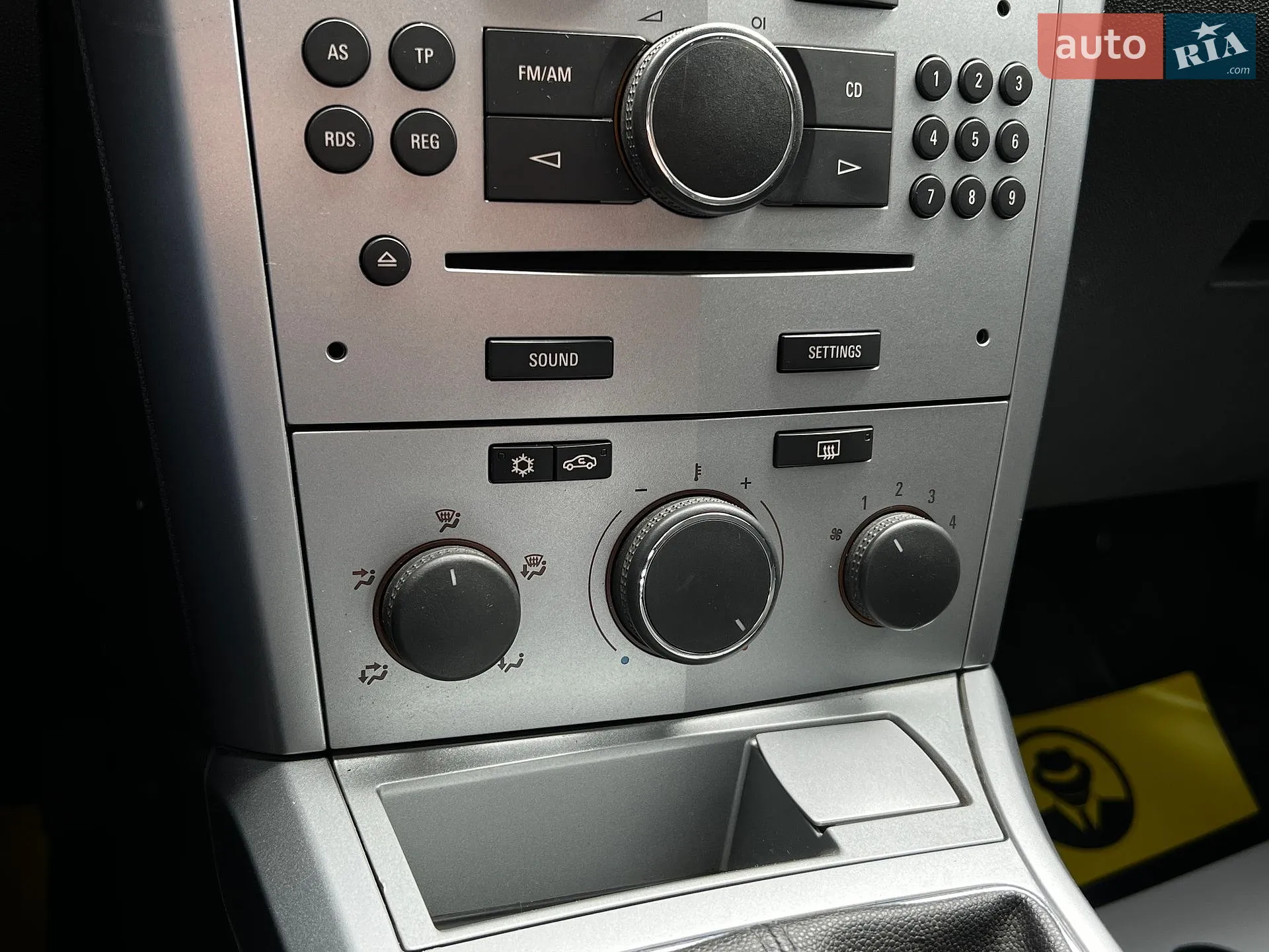 2011 Opel Astra - мініатюра 18