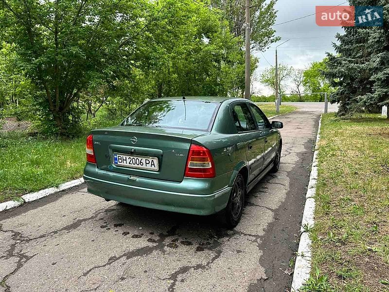 Седан Opel Astra 2000 в Одессе