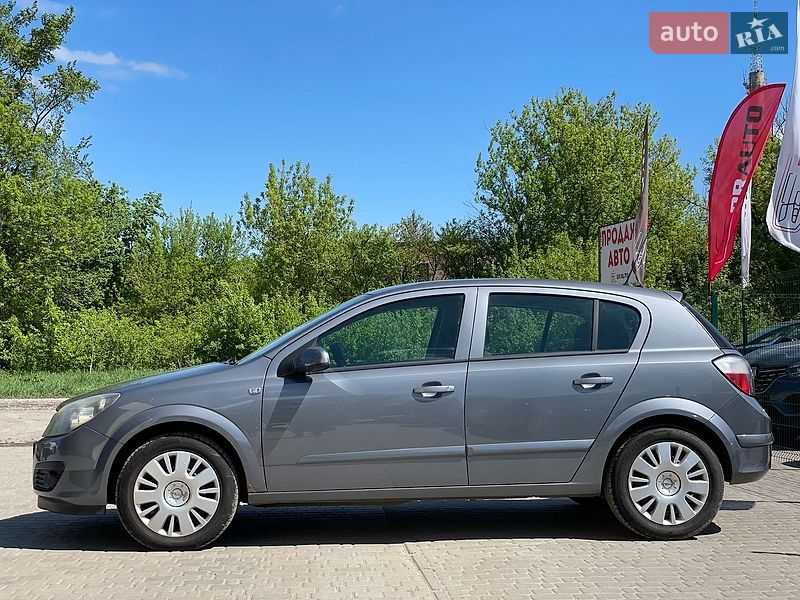 Хетчбек Opel Astra 2006 в Бердичеві
