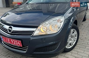 Универсал Opel Astra 2008 в Никополе